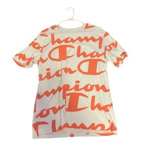 Champion T-Shirt